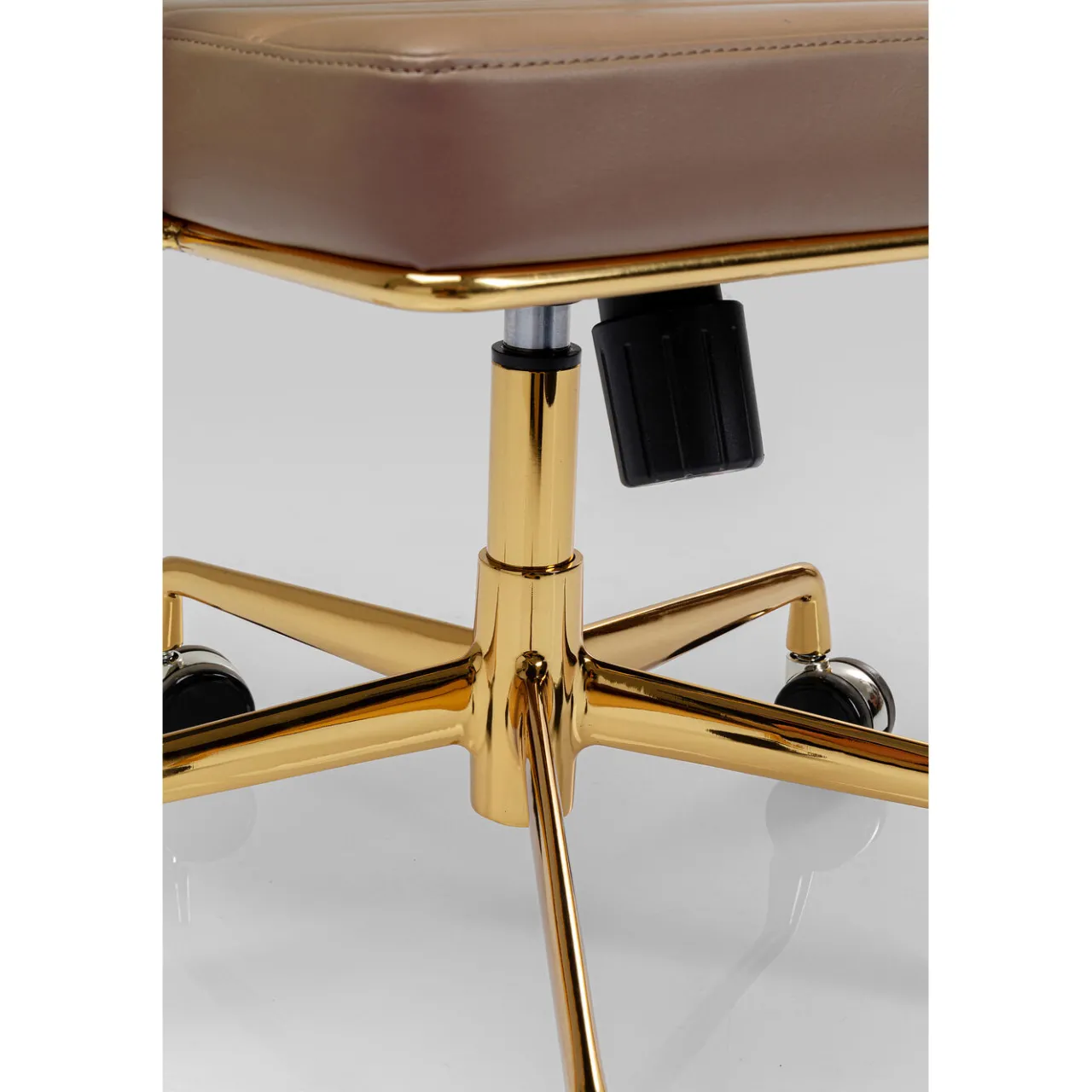 KARE Design Chaise Pivotante De Bureau Dottore Marron Discount
